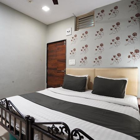 Hotel Sai Inn, Ahmedabad Airport Luaran gambar