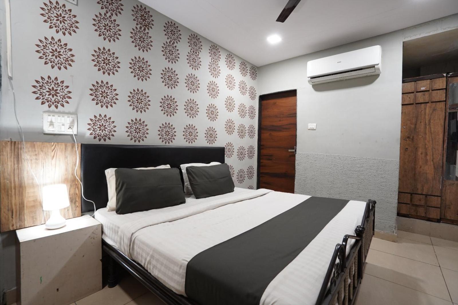 Hotel Sai Inn, Ahmedabad Airport Luaran gambar